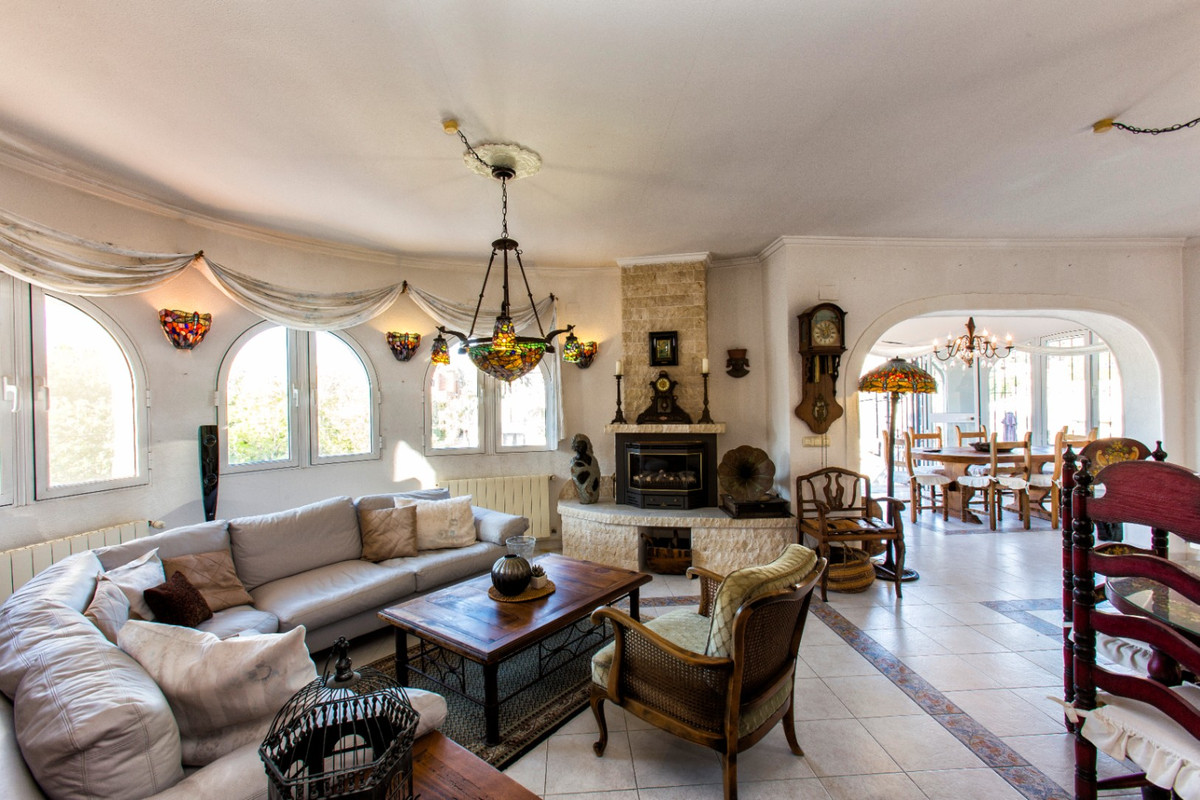 ShowFeedImage House – Detached Villa in Benissa