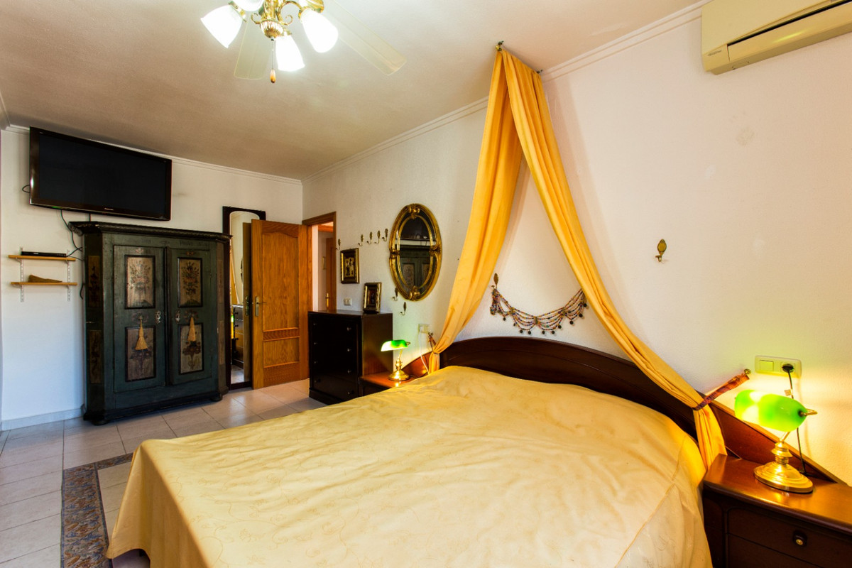 ShowFeedImage House – Detached Villa in Benissa