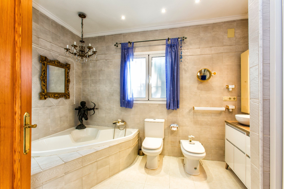 ShowFeedImage House – Detached Villa in Benissa