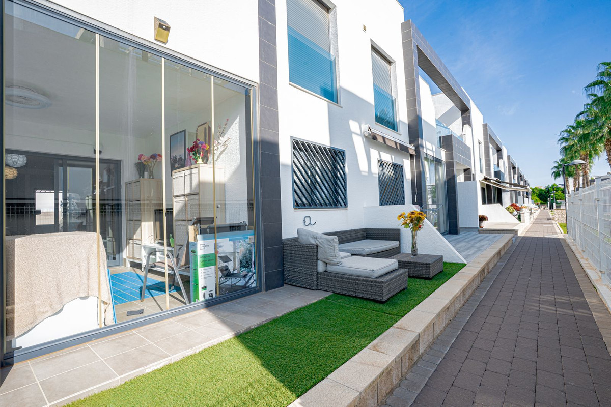Apartment – Ground Floor Apartment in Orihuela
