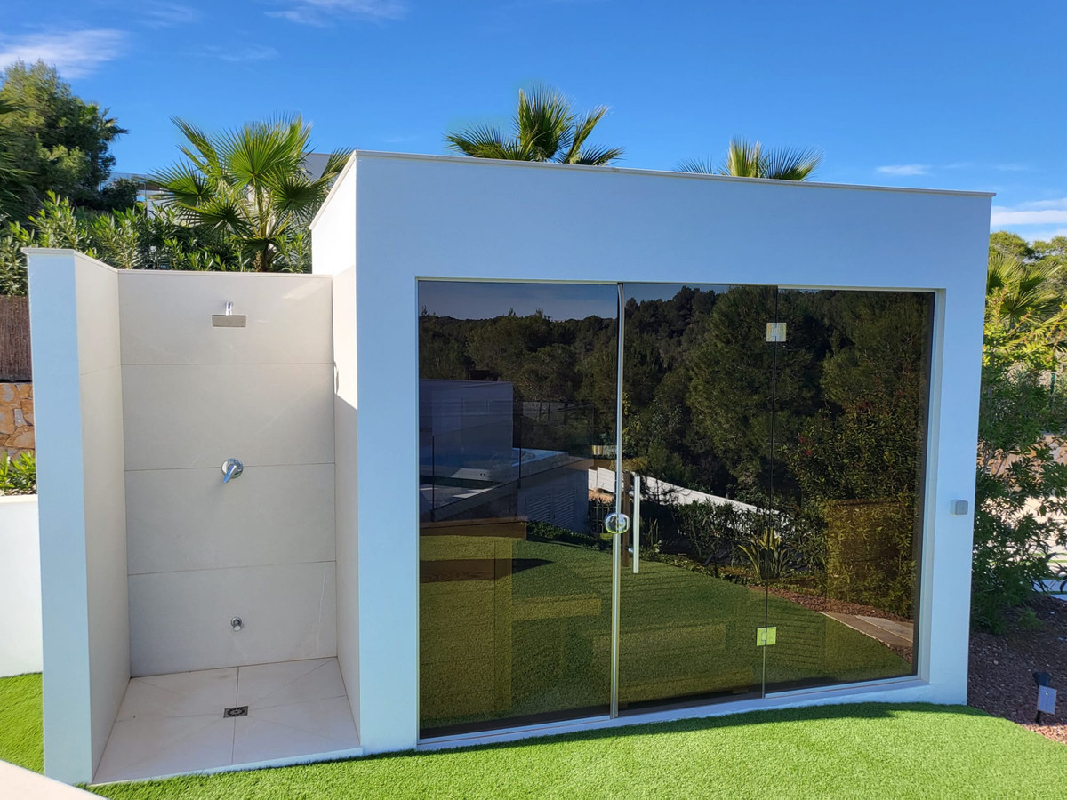 ShowFeedImage House – Detached Villa in Orihuela