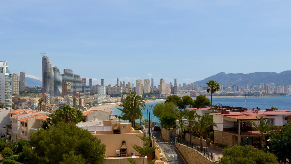 Apartment – Middle Floor Apartment in Benidorm