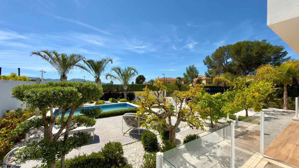 ShowFeedImage House – Bungalow in La Nucia