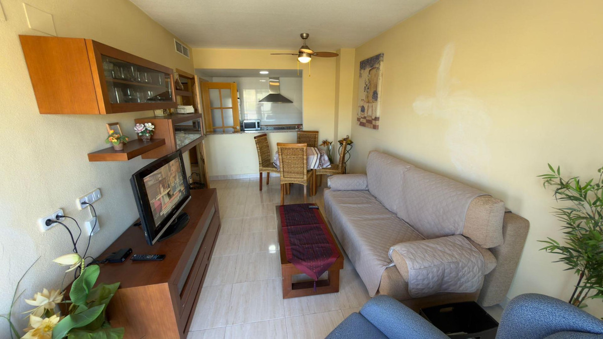 Apartment – Middle Floor Apartment in Villajoyosa