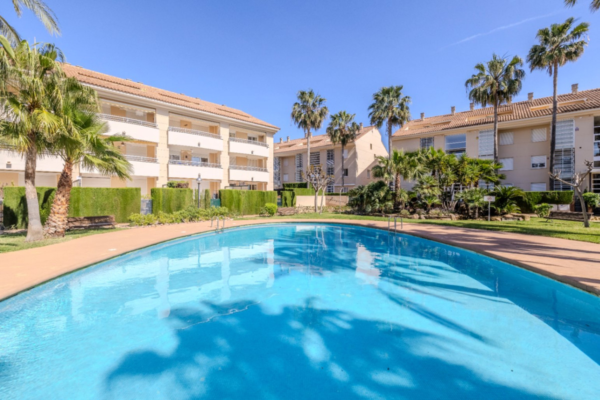 ShowFeedImage Apartment – Middle Floor Apartment in Jávea – Xàbia
