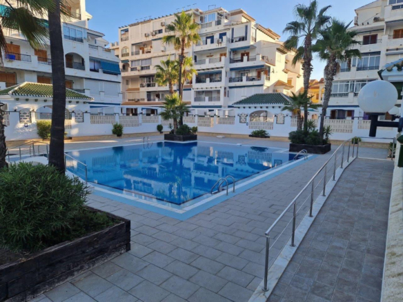 Apartment – Middle Floor Studio in Torrevieja