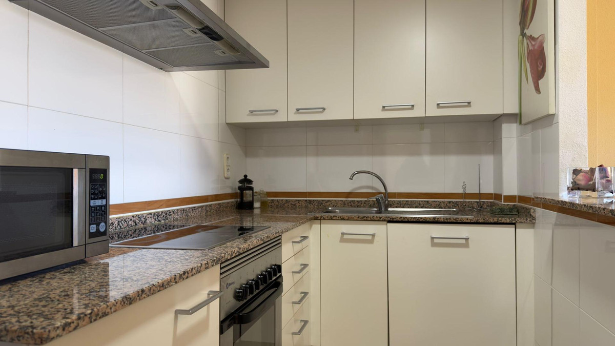 Apartment – Middle Floor Apartment in Villajoyosa