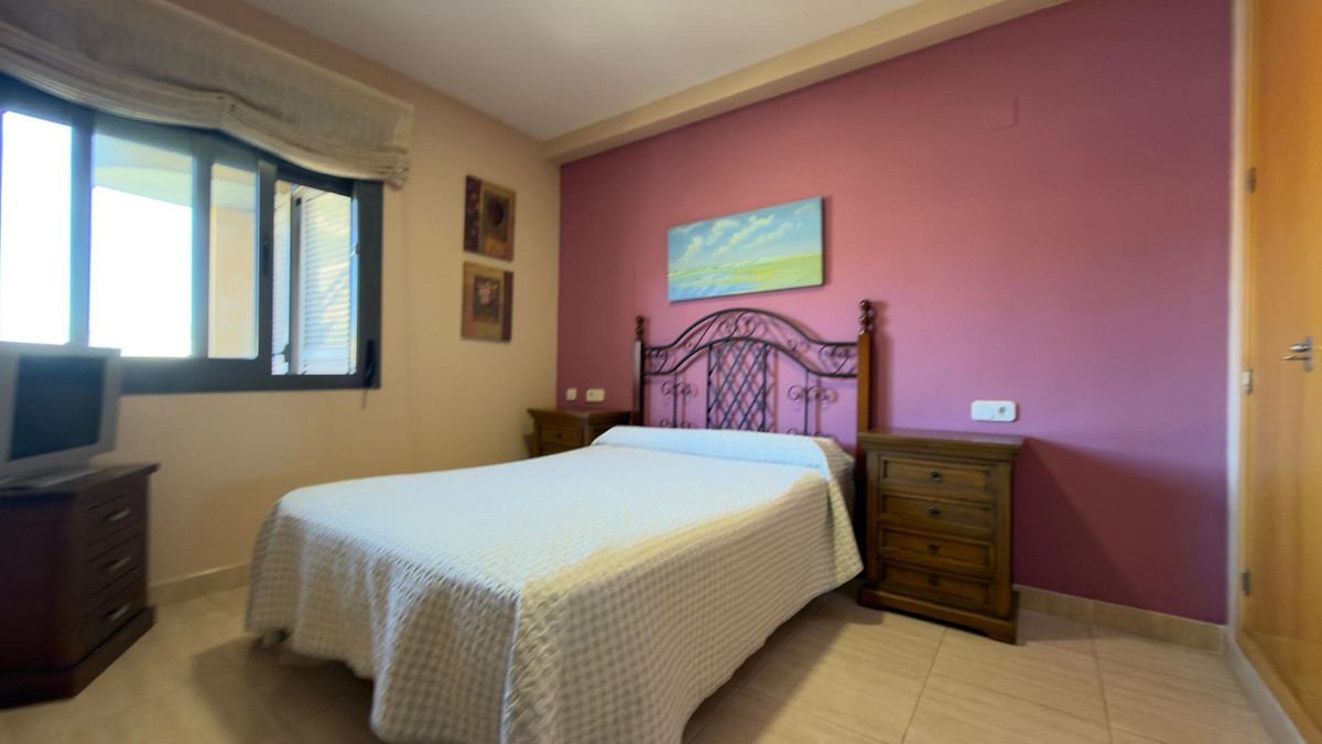 Apartment – Middle Floor Apartment in Villajoyosa