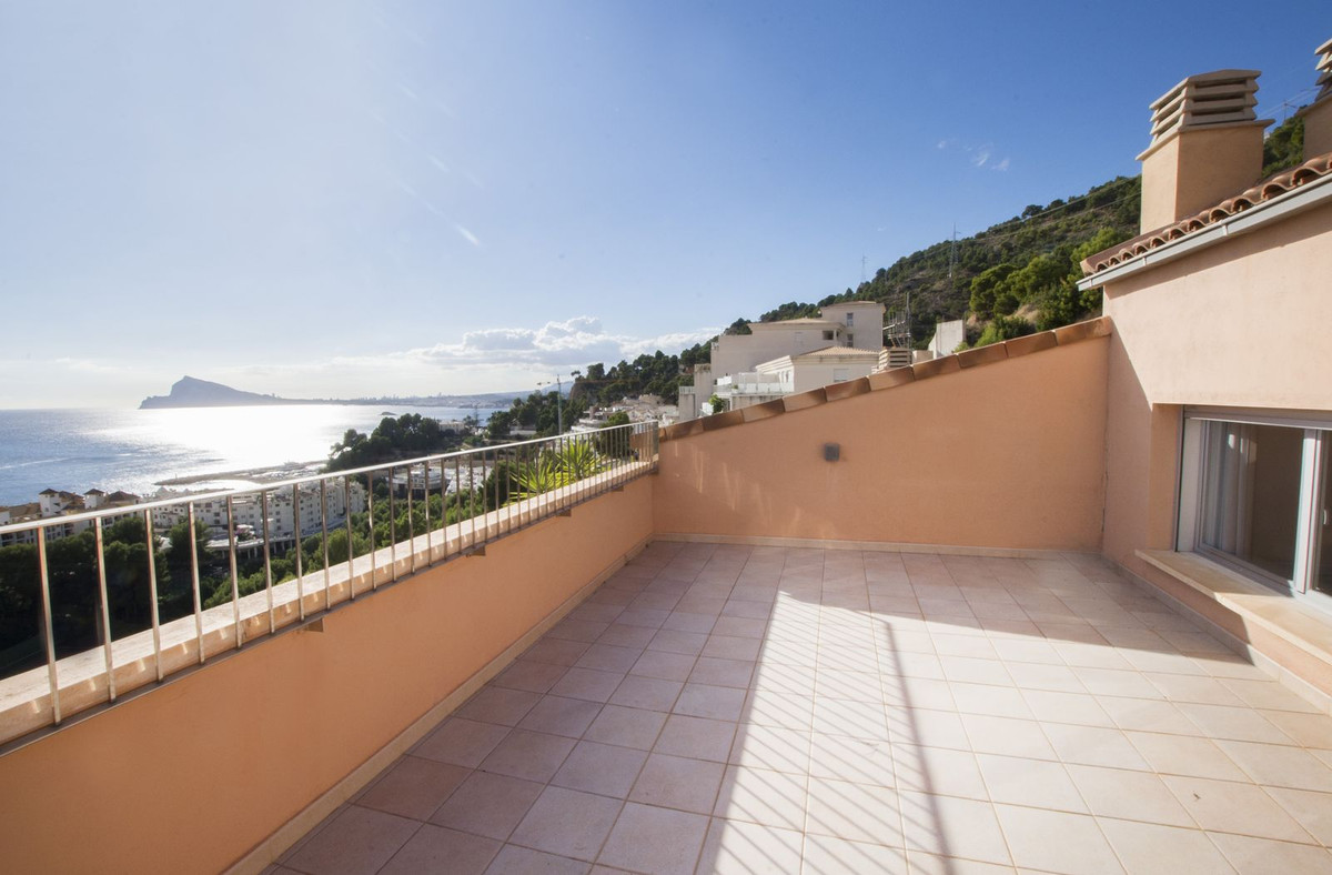 ShowFeedImage Apartment – Top Floor Apartment in Altea