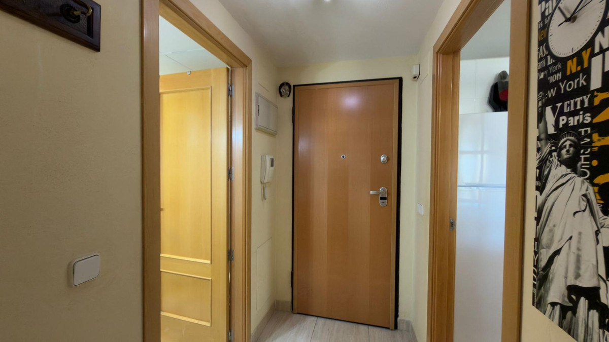 Apartment – Middle Floor Apartment in Villajoyosa