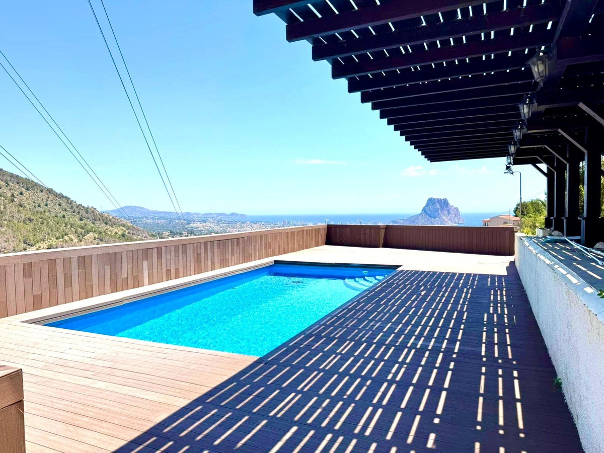 ShowFeedImage House – Detached Villa in Calpe