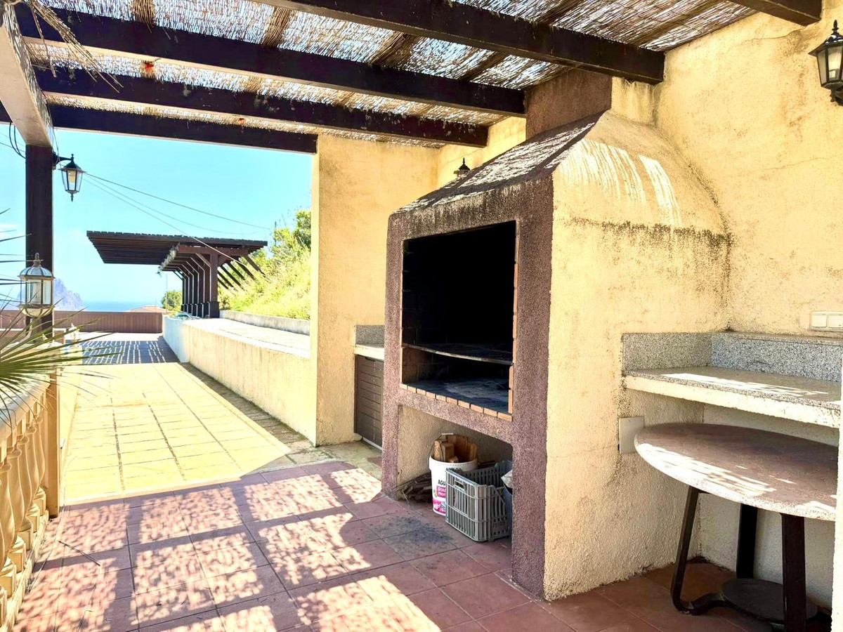 ShowFeedImage House – Detached Villa in Calpe