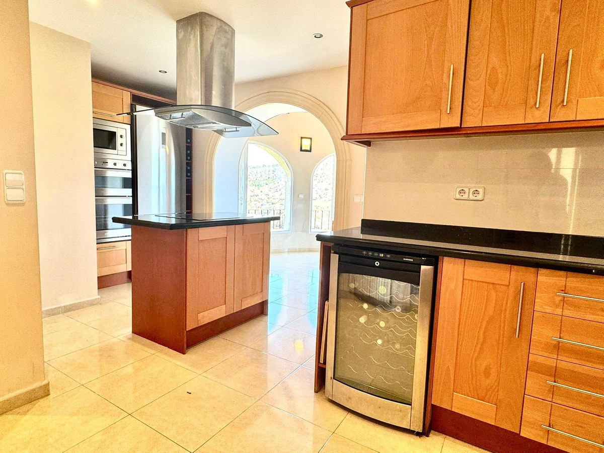 ShowFeedImage House – Detached Villa in Calpe