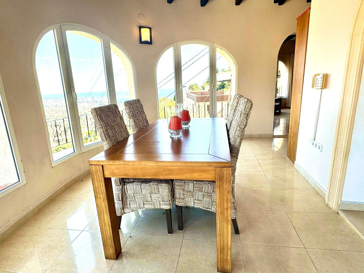 ShowFeedImage House – Detached Villa in Calpe