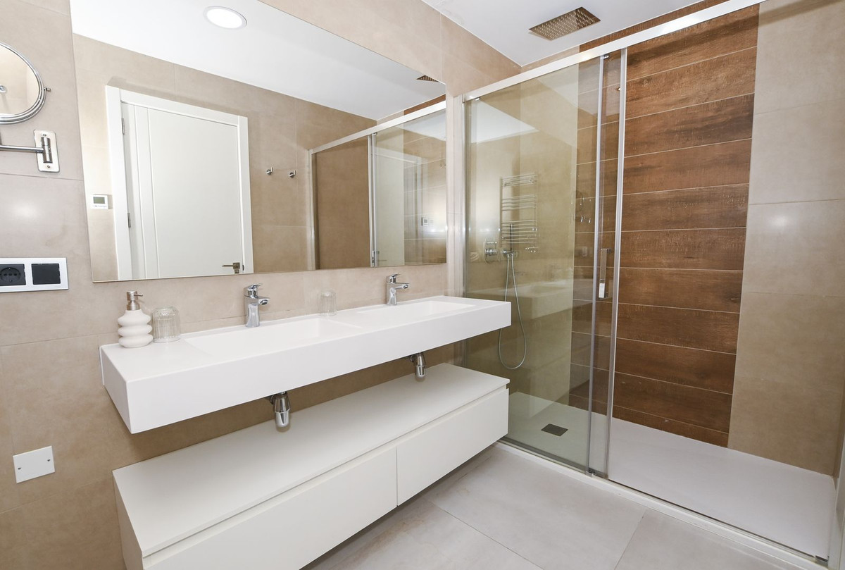 ShowFeedImage Apartment – Middle Floor Apartment in Benidorm