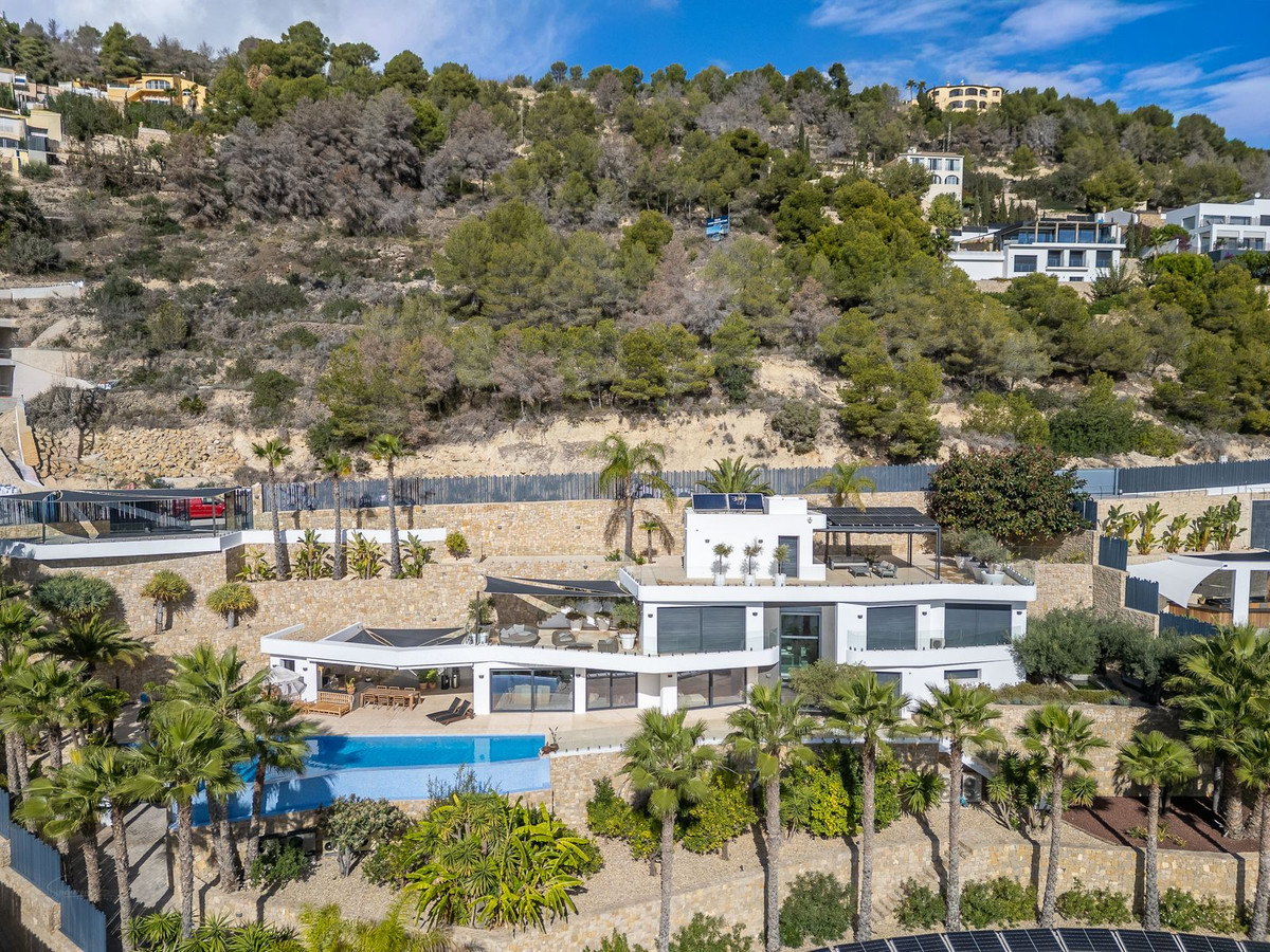 ShowFeedImage House – Detached Villa in Benissa