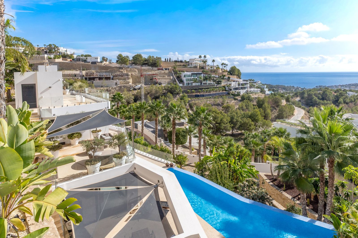 ShowFeedImage House – Detached Villa in Benissa