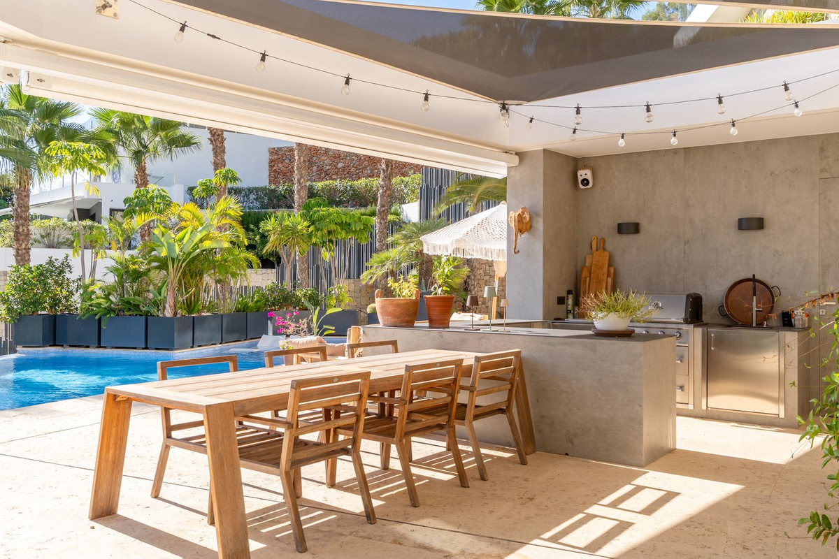 ShowFeedImage House – Detached Villa in Benissa