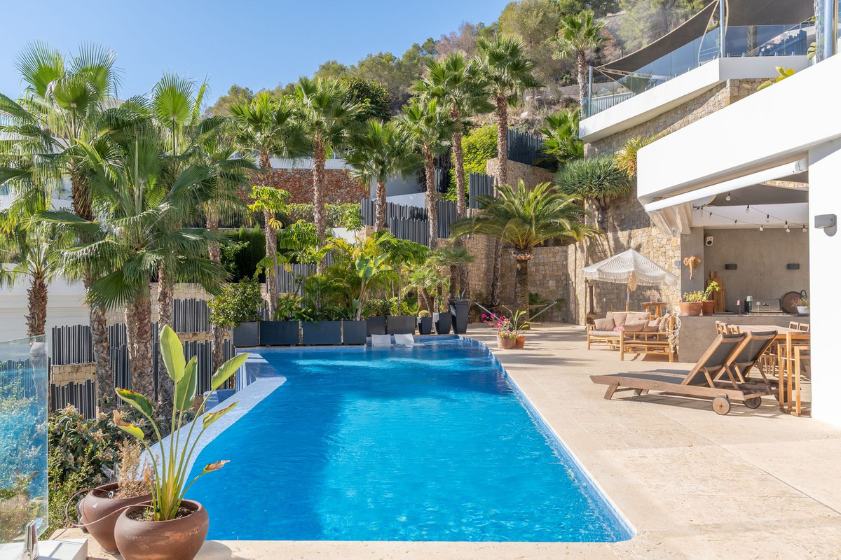ShowFeedImage House – Detached Villa in Benissa