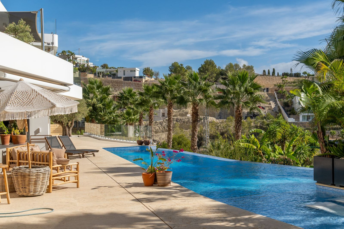 ShowFeedImage House – Detached Villa in Benissa