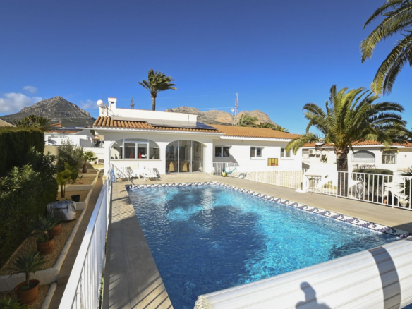 House – Detached Villa in La Nucia
