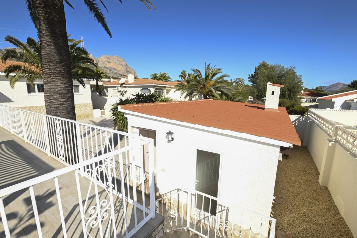 House – Detached Villa in La Nucia