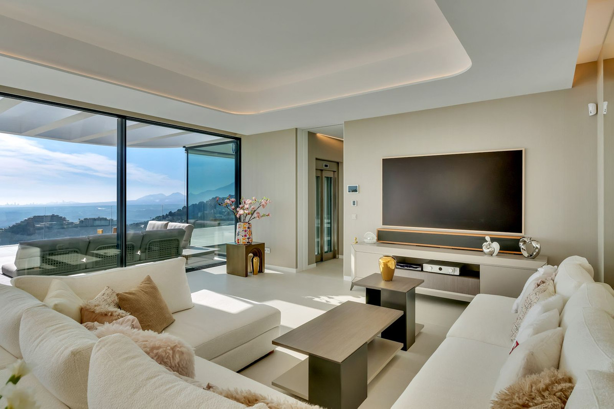 House – Detached Villa in Altea