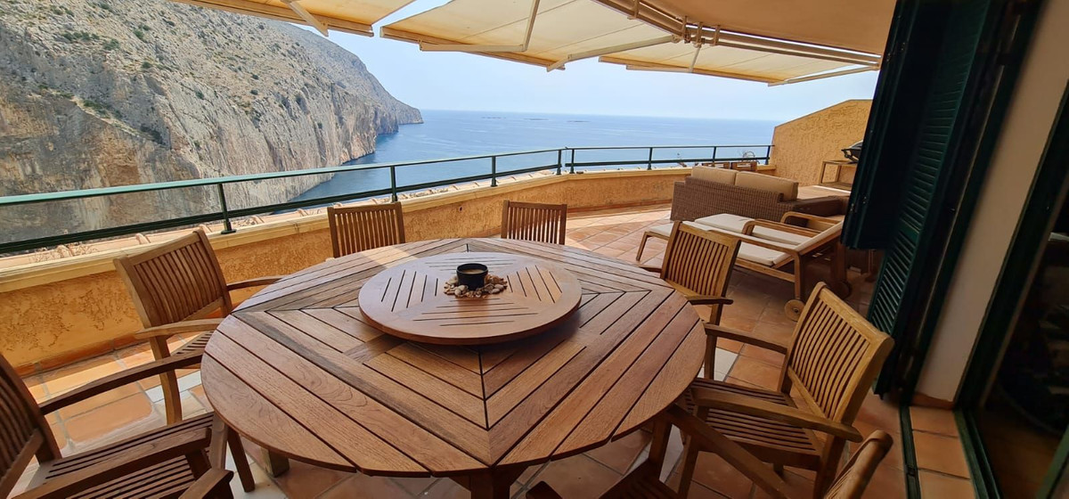 ShowFeedImage Apartment – Middle Floor Apartment in Altea