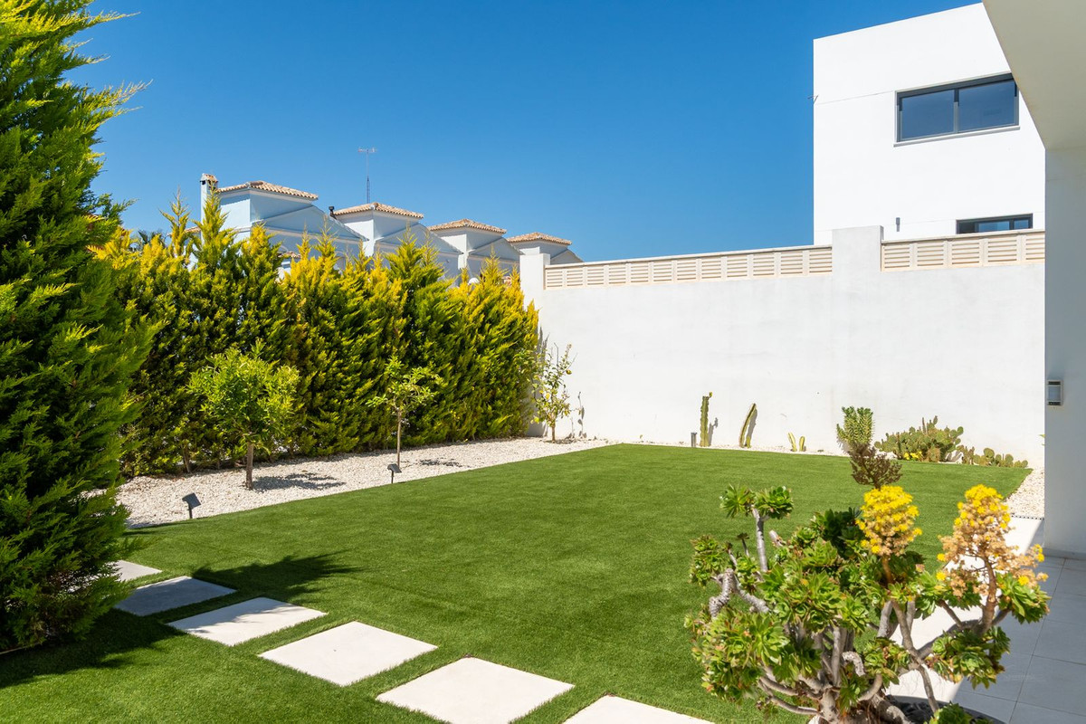 House – Detached Villa in Calpe