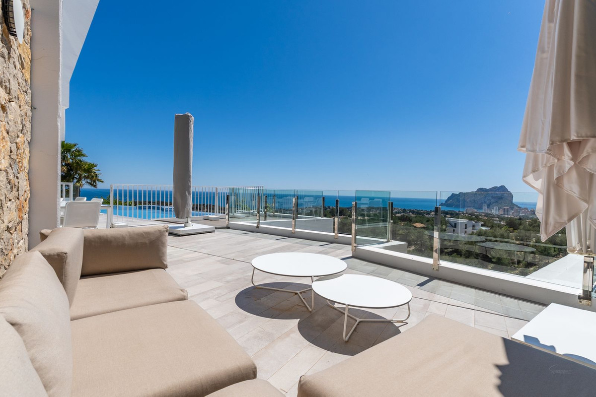 House – Detached Villa in Benissa
