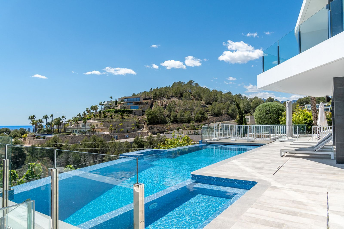 House – Detached Villa in Benissa