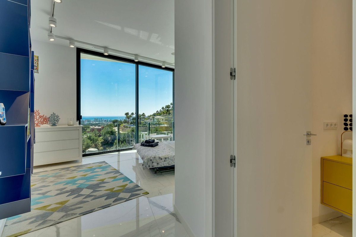 House – Detached Villa in Benissa