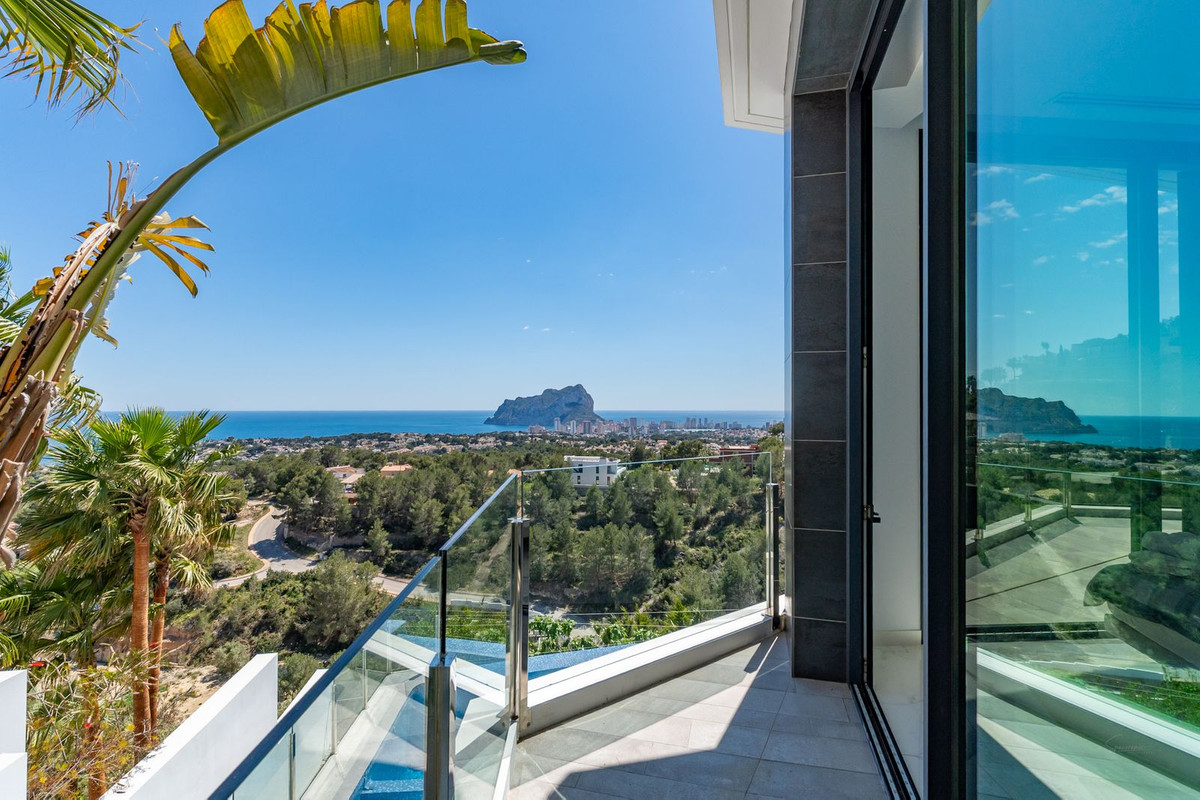 House – Detached Villa in Benissa
