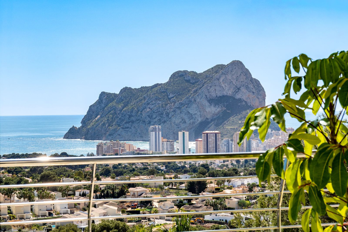 House – Detached Villa in Calpe