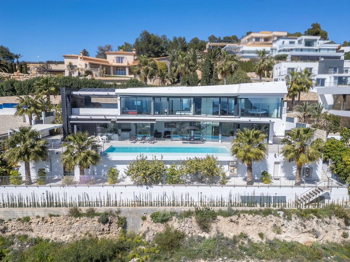 House – Detached Villa in Calpe