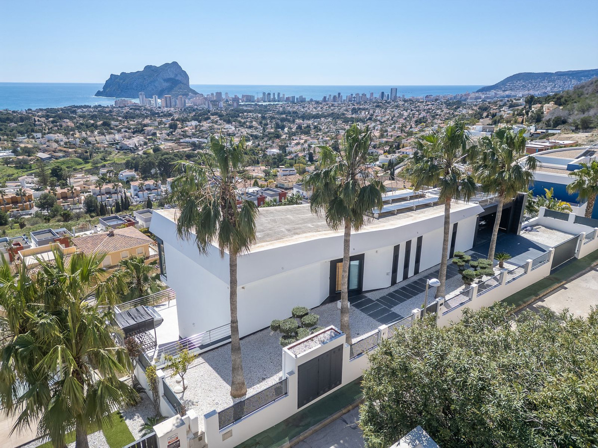 House – Detached Villa in Calpe