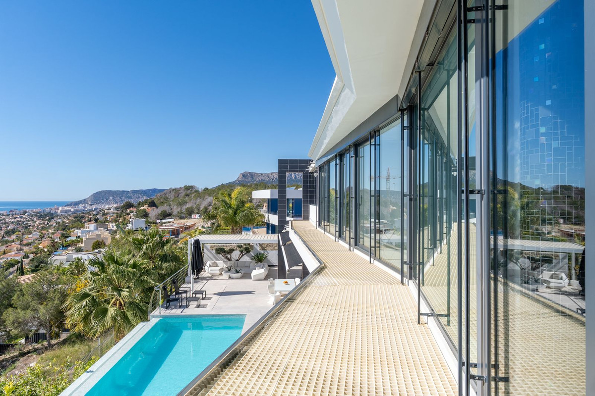 House – Detached Villa in Calpe