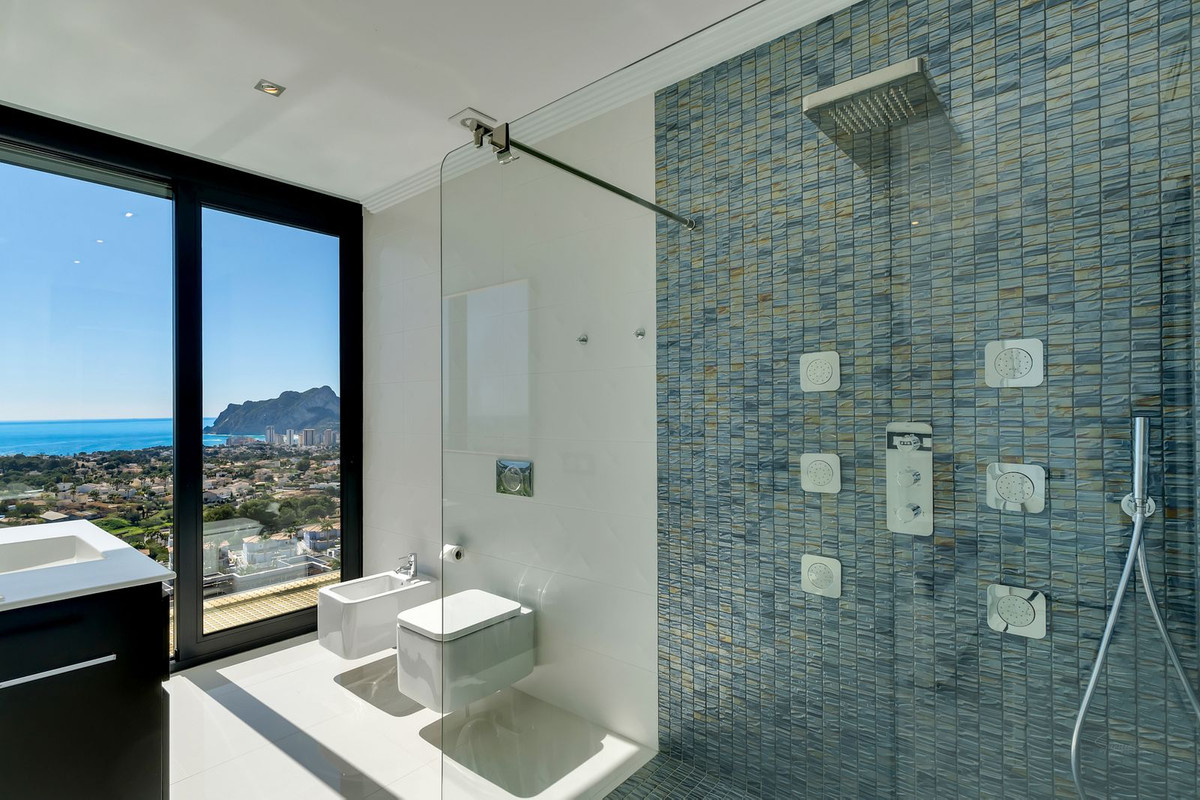 House – Detached Villa in Calpe