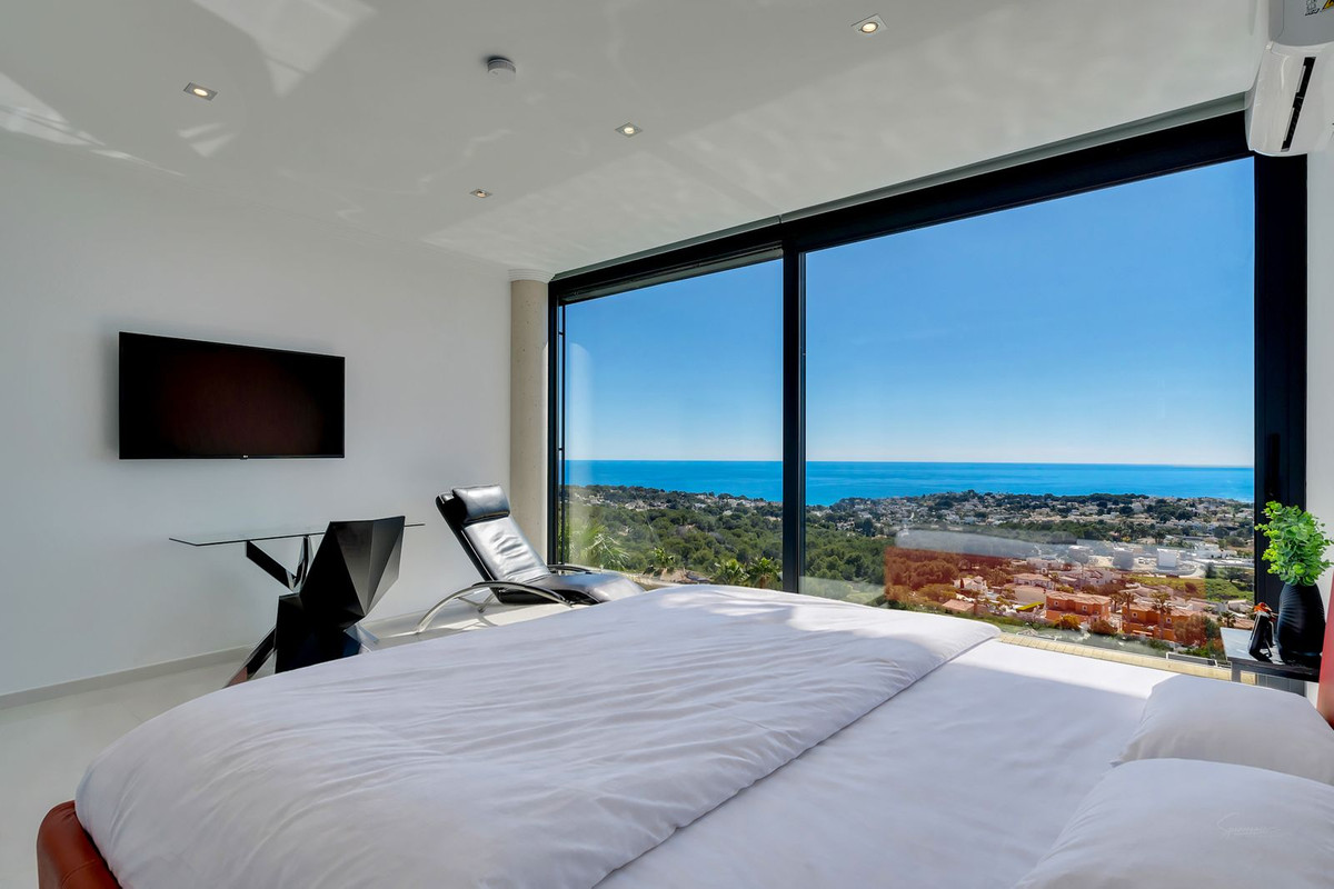 House – Detached Villa in Calpe