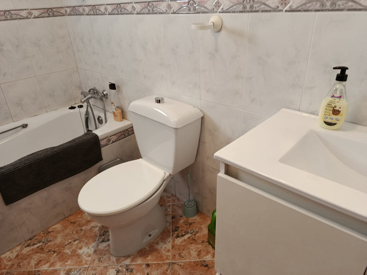 House – Detached Villa in Elche