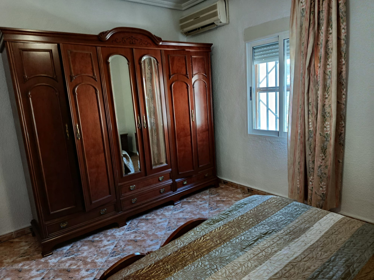 House – Detached Villa in Elche