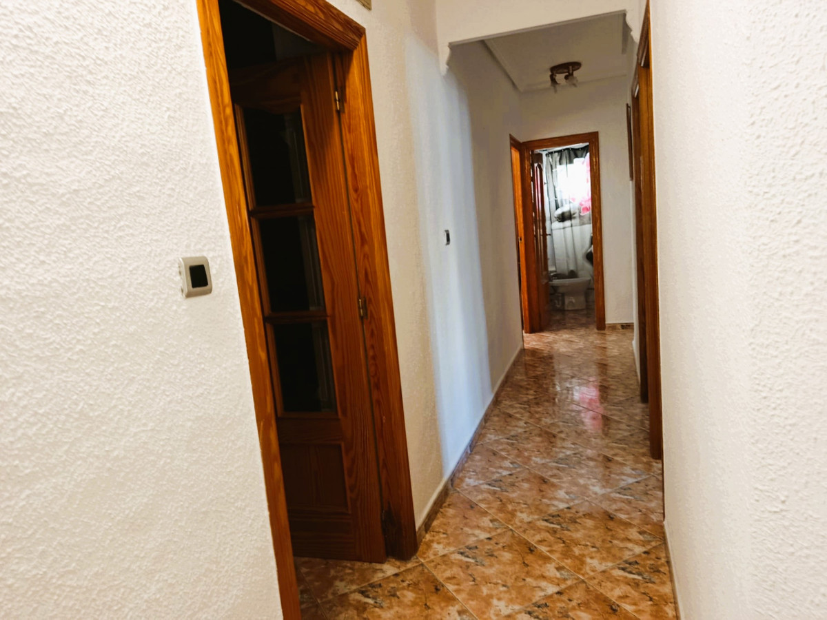 House – Detached Villa in Elche