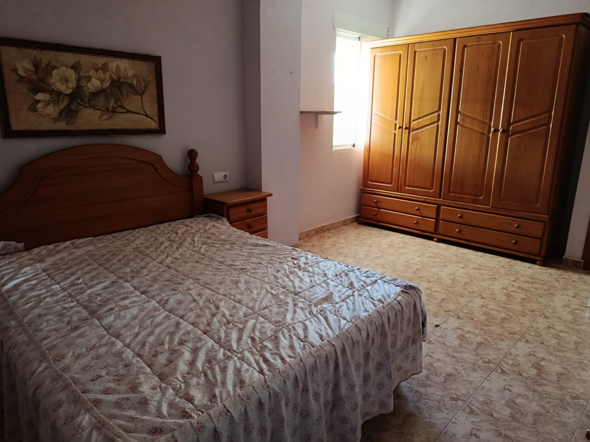House – Detached Villa in Elche