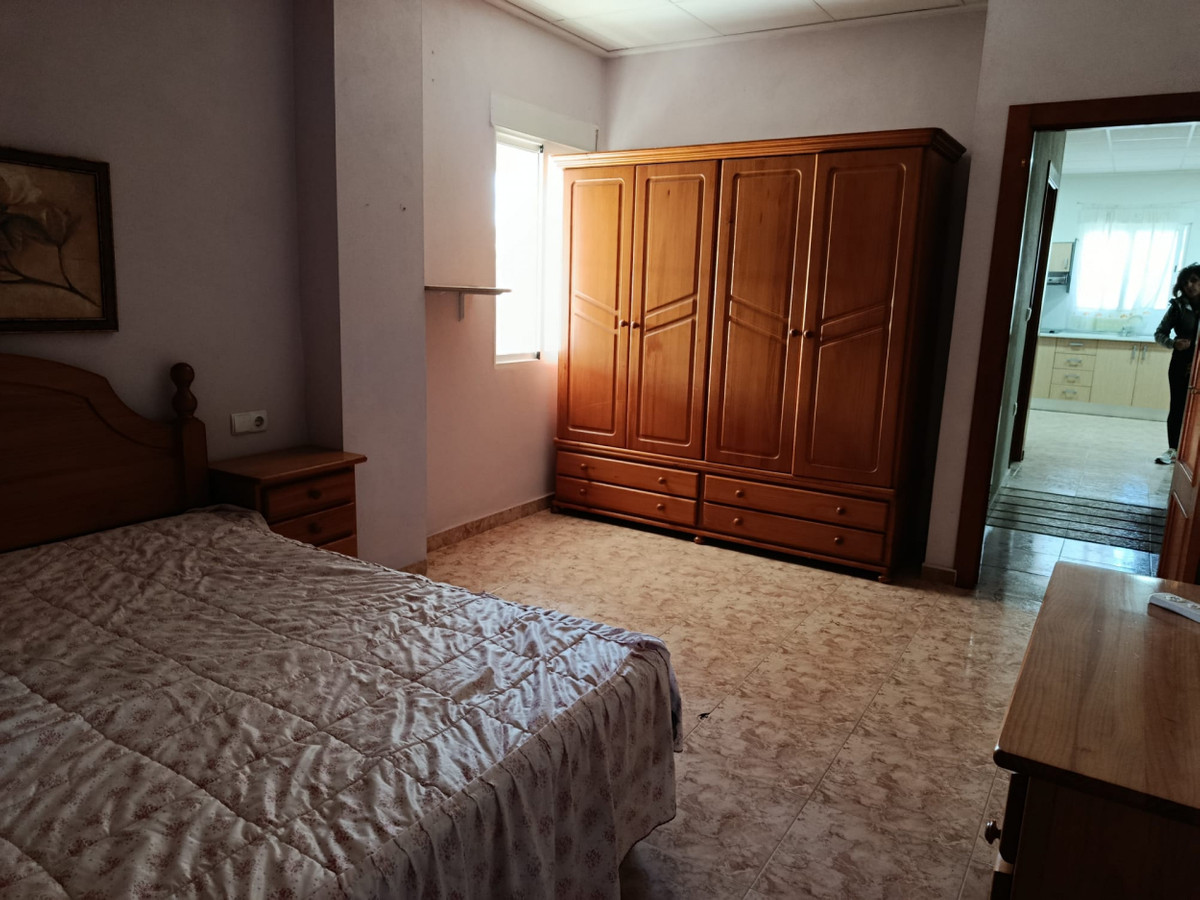 House – Detached Villa in Elche