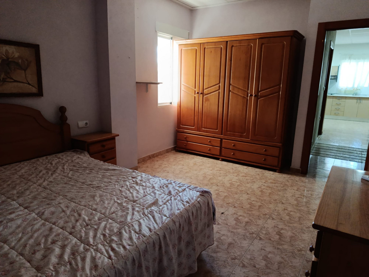 House – Detached Villa in Elche