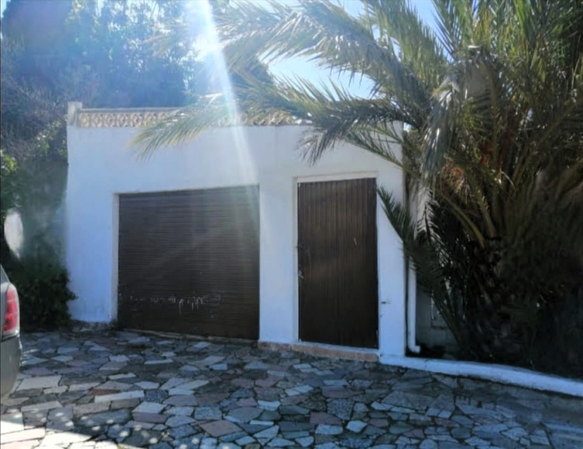 House – Detached Villa in Elche