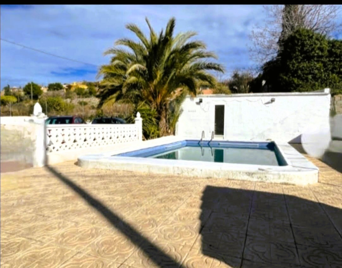 House – Detached Villa in Elche