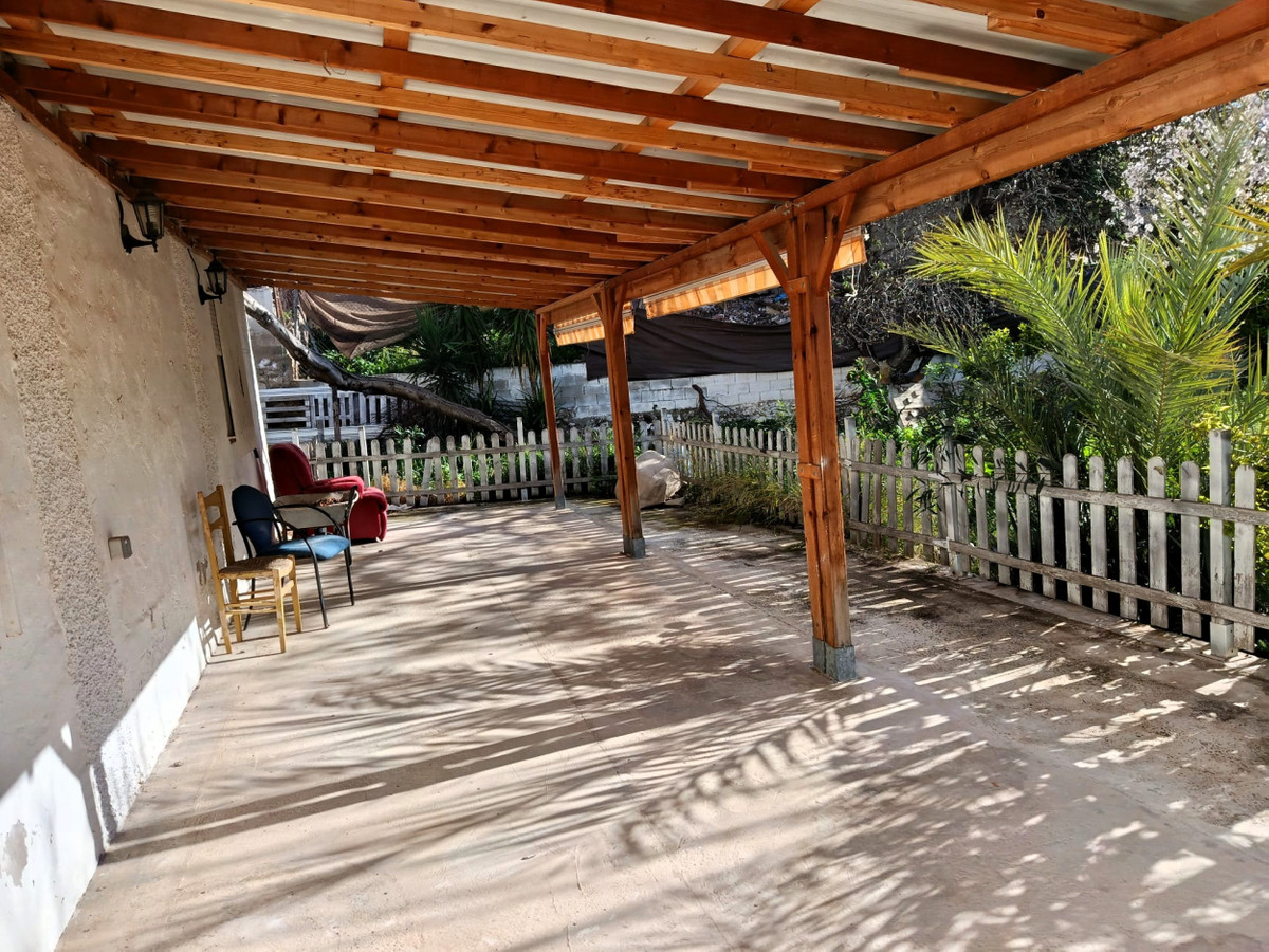 House – Detached Villa in Elche