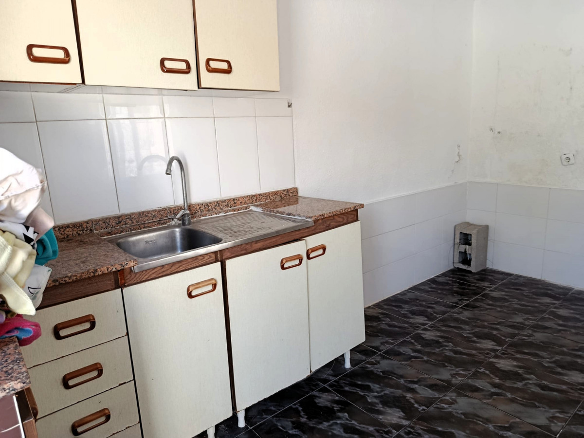 House – Detached Villa in Elche