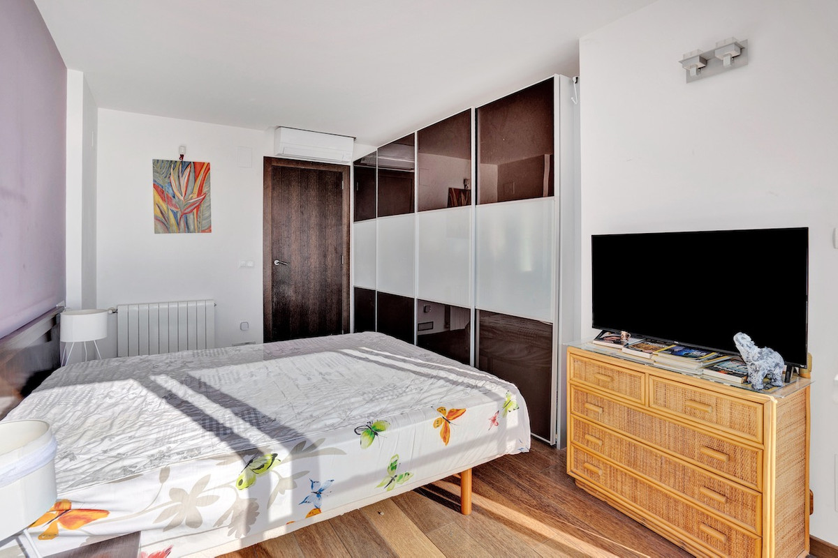 House – Detached Villa in Calpe